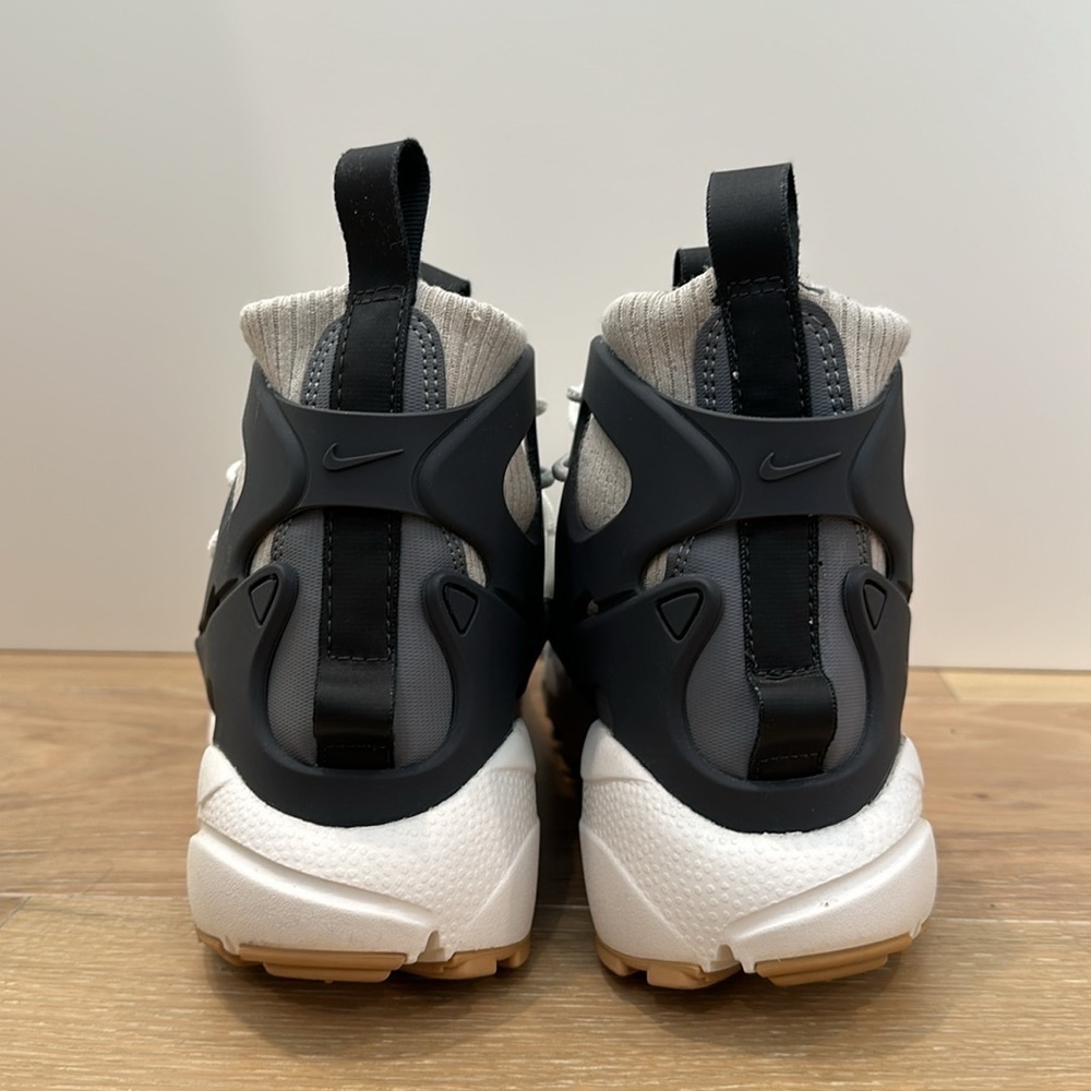 NIKE AIR FOOTSCAPE MID UTILITY Basketball Hi Top Shoes Bone Womens Size 10 - Picture 6 of 11
